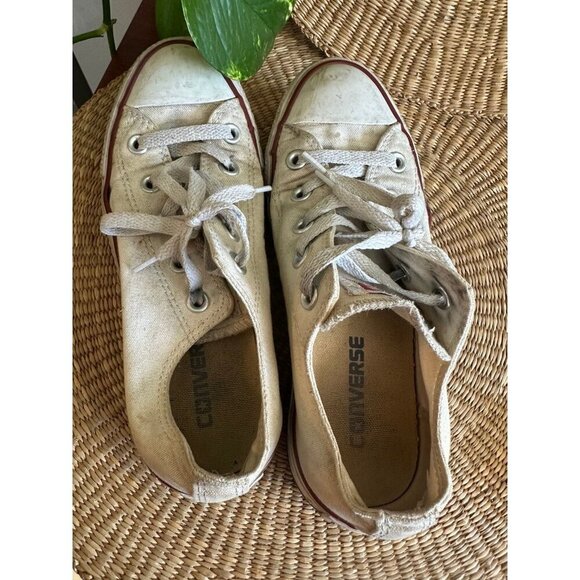 Converse women’s size 6 men’s size 4 white sneakers - Picture 10 of 11